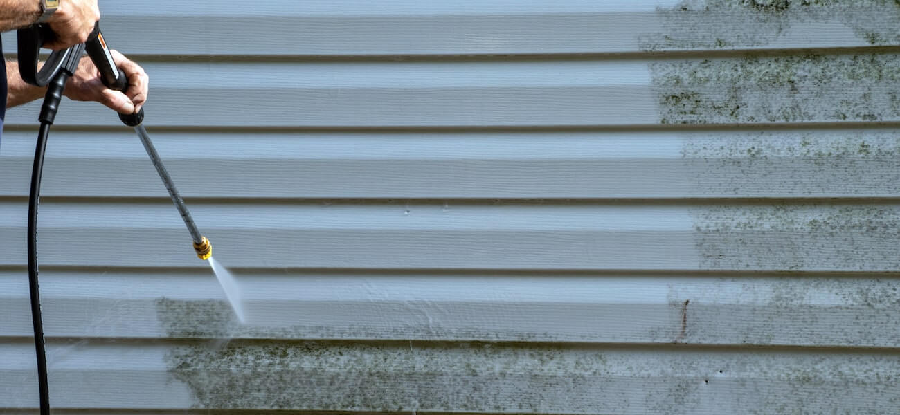 Wall House Pressure Washing